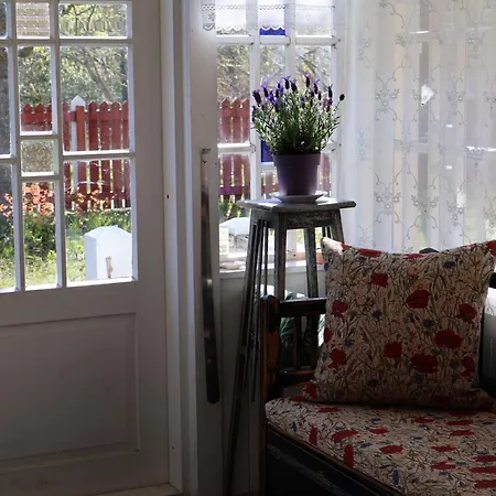 بيت ضيافة Kuelalistemaja 3*