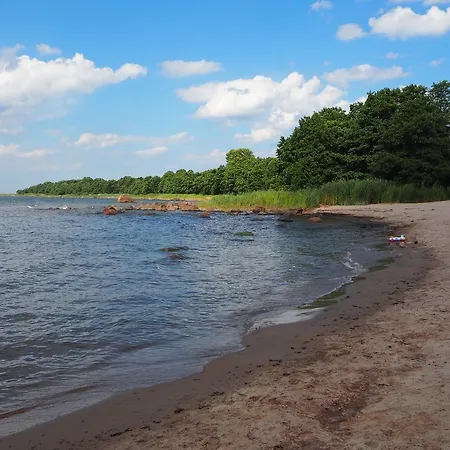 بيت ضيافة Kuelalistemaja