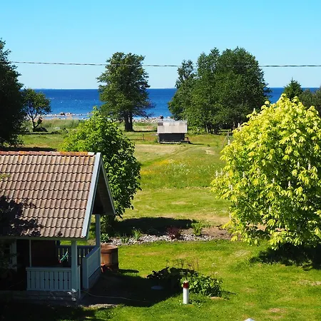 Kuelalistemaja Gasthof Leesi