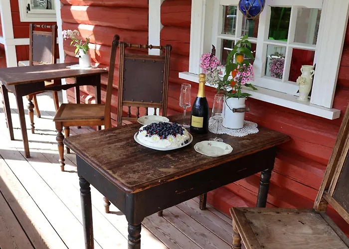 Vendégház Kuelalistemaja Leesi