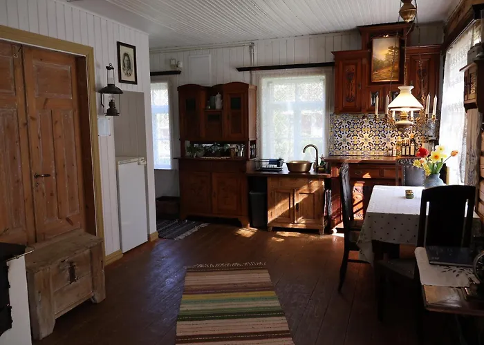 Vendégház Kuelalistemaja Leesi